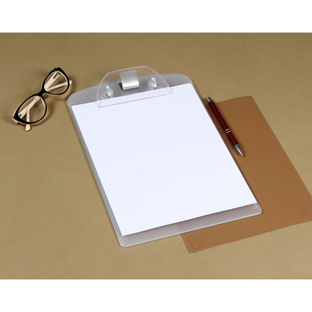 Tabla de plástico con clip para documentos. - Image 3